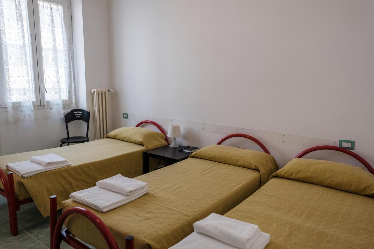 Foresteria Roma Esercito Della Salvezza Exteriör bild