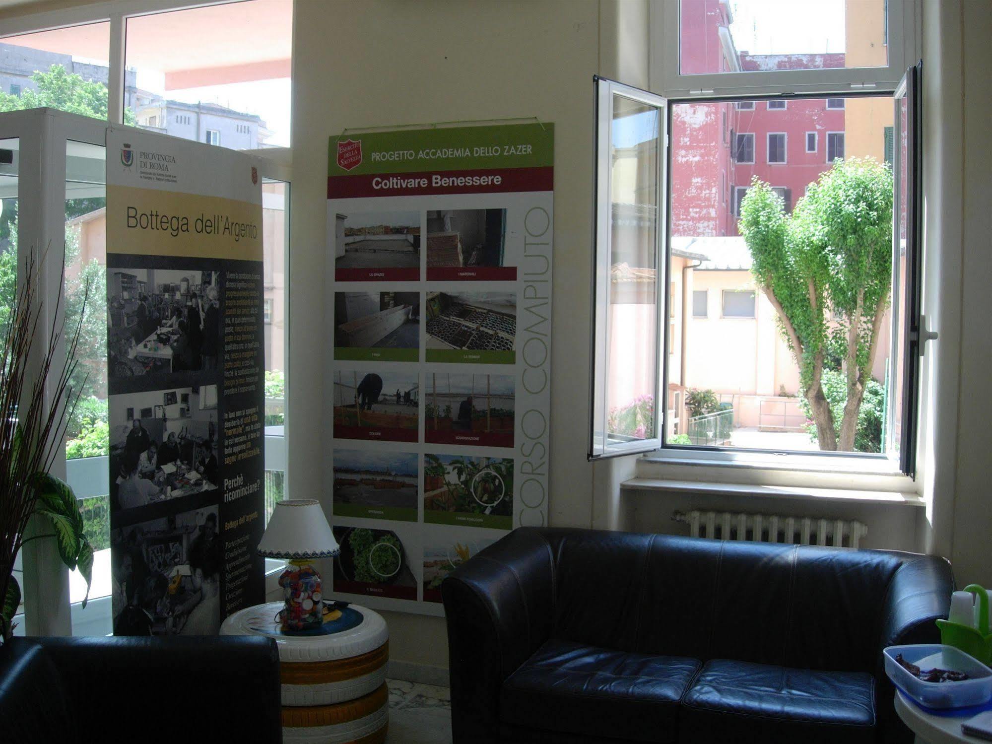 Foresteria Roma Esercito Della Salvezza Exteriör bild